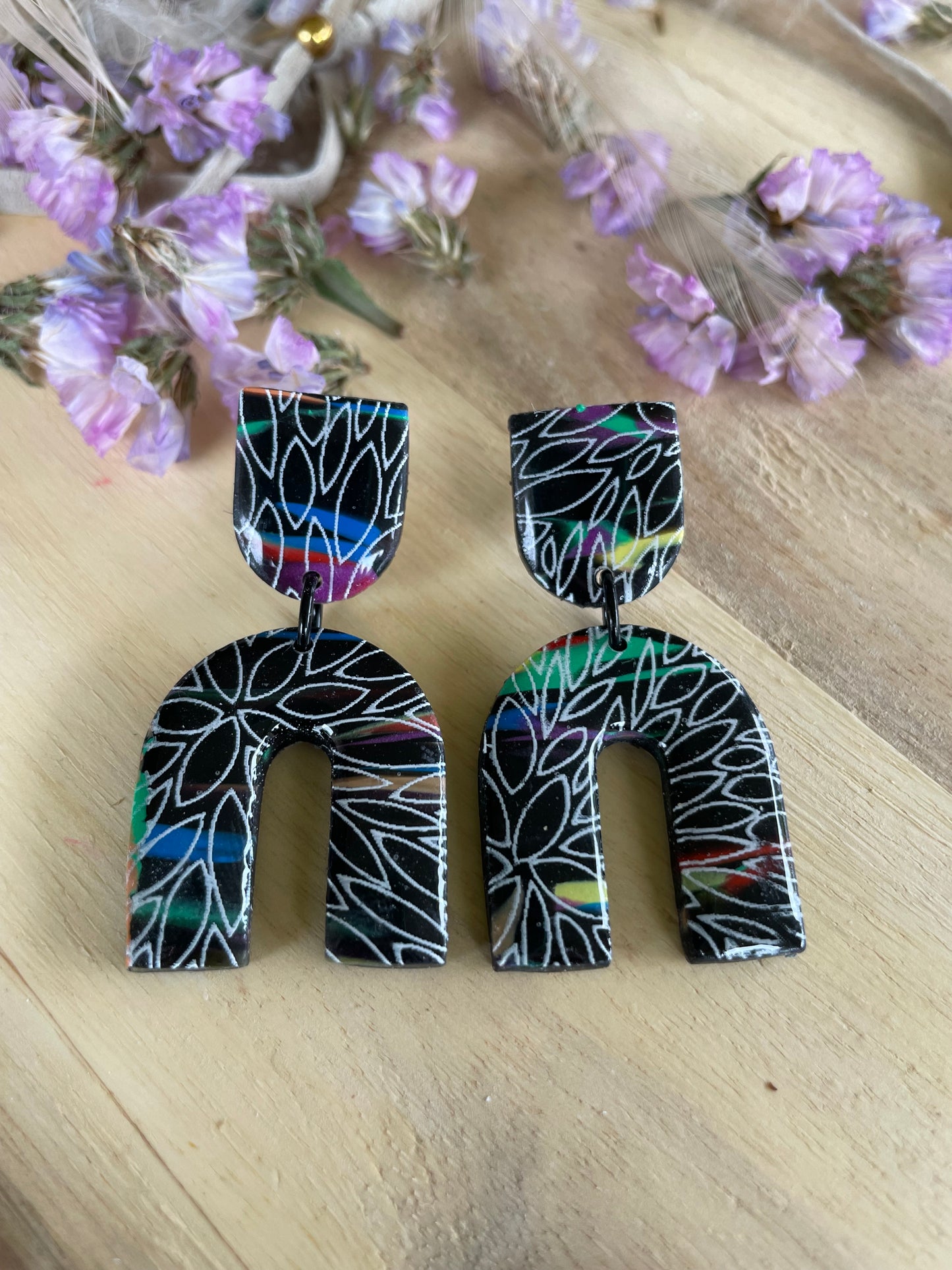 Rainbow Pop Dangle - Black